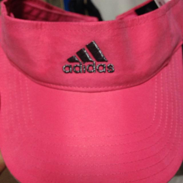 adidas(アディダス)のadidasのサンバイザー レディースの帽子(その他)の商品写真