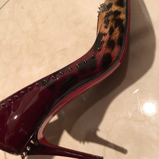 Christian Louboutin(クリスチャンルブタン)のクリスチャンルブタン　パンプス　レオパード レディースの靴/シューズ(ハイヒール/パンプス)の商品写真