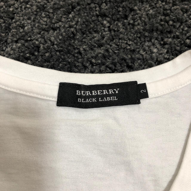 BURBERRY BLACK LABEL(バーバリーブラックレーベル)のバーバリー 半袖T Vネック メンズのトップス(Tシャツ/カットソー(半袖/袖なし))の商品写真