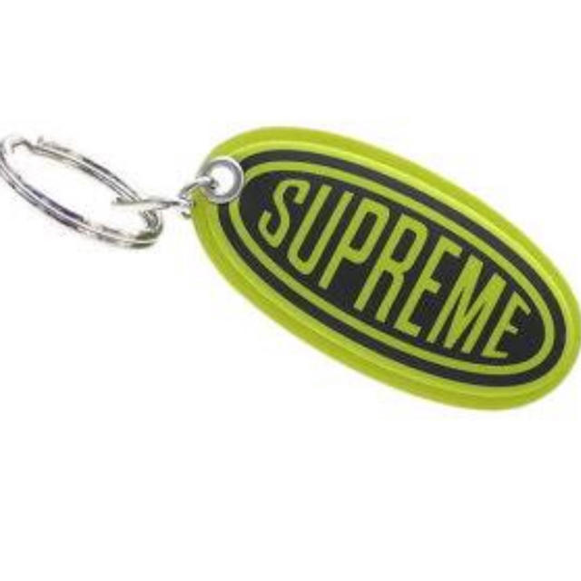 Supreme(シュプリーム)の新品 本物 ★ supreme ロゴ キーチェーン スウェット ブルゾン 新作 メンズのファッション小物(キーホルダー)の商品写真