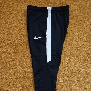 ナイキ(NIKE)のNIKE キッズ トレーニングパンツ Mサイズ(パンツ/スパッツ)