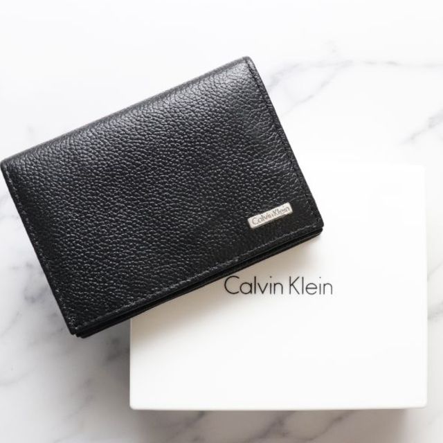 Calvin Klein(カルバンクライン)の新品 カルバンクライン 名刺入れ 二つ折り カードケース ケース 人気 ブラック メンズのファッション小物(名刺入れ/定期入れ)の商品写真