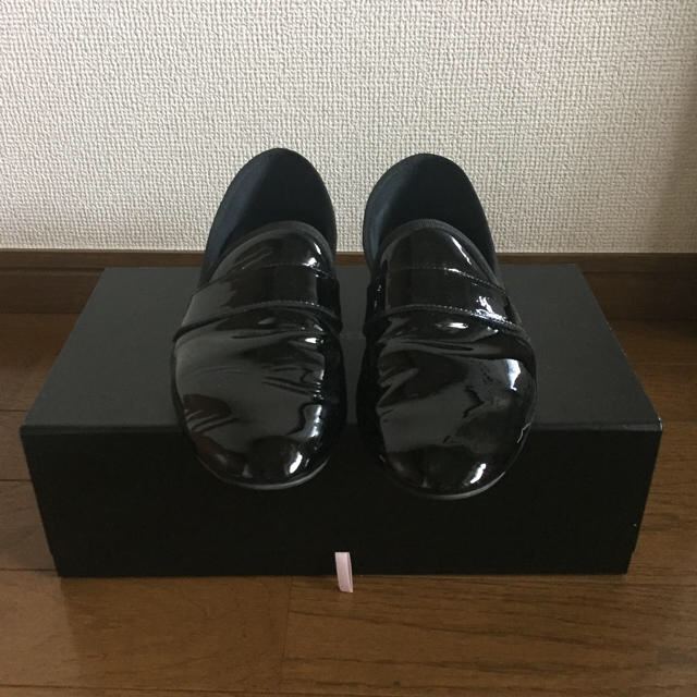 repetto(レペット)の美品★repetto (レペット)★パテント　ローファー 39.5 レディースの靴/シューズ(ローファー/革靴)の商品写真