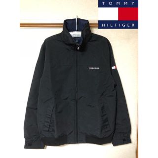 トミーヒルフィガー(TOMMY HILFIGER)の【極美品】TOMMY HILFIGER ナイロンジャケット 襟ロゴ 黒 L(ナイロンジャケット)