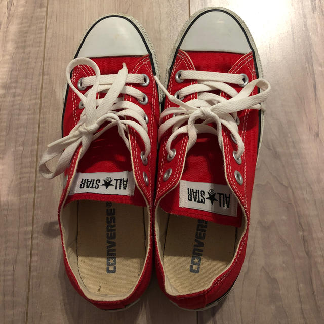 CONVERSE(コンバース)のコンバース 赤 24.5センチ レディースの靴/シューズ(スニーカー)の商品写真