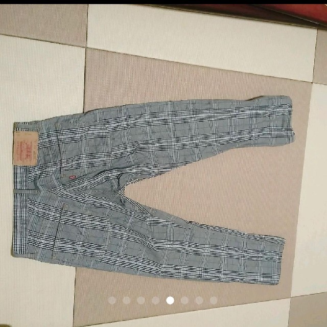 Levi's(リーバイス)のリーバイス グレンチェック 千鳥格子 パンツ ゴルフ メンズのパンツ(スラックス)の商品写真