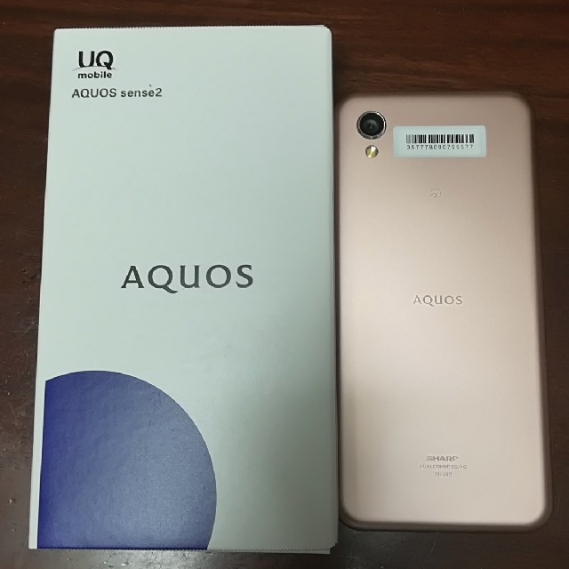 AQUOS(アクオス)の新品  UQモバイル  SHV43 AQUOS sense2 ピンクゴールド  スマホ/家電/カメラのスマートフォン/携帯電話(スマートフォン本体)の商品写真