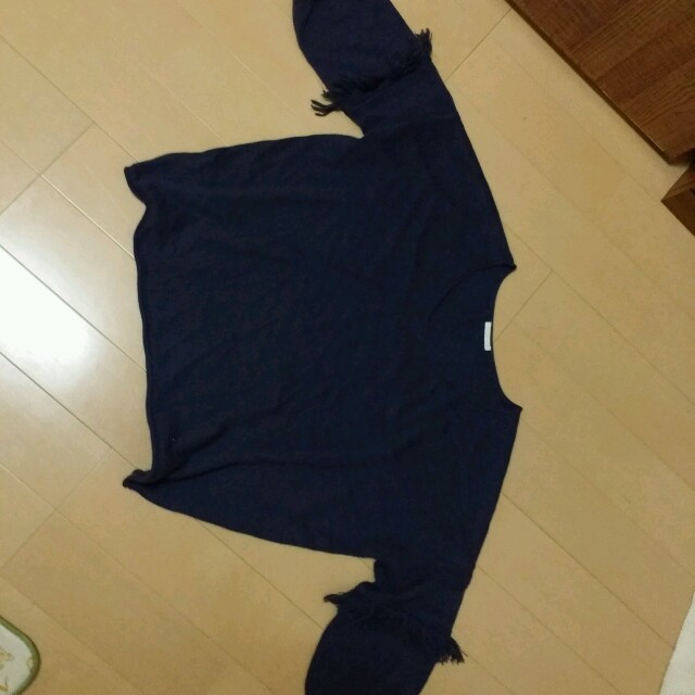 GU(ジーユー)の袖フリンジセーター♡ レディースのトップス(ニット/セーター)の商品写真