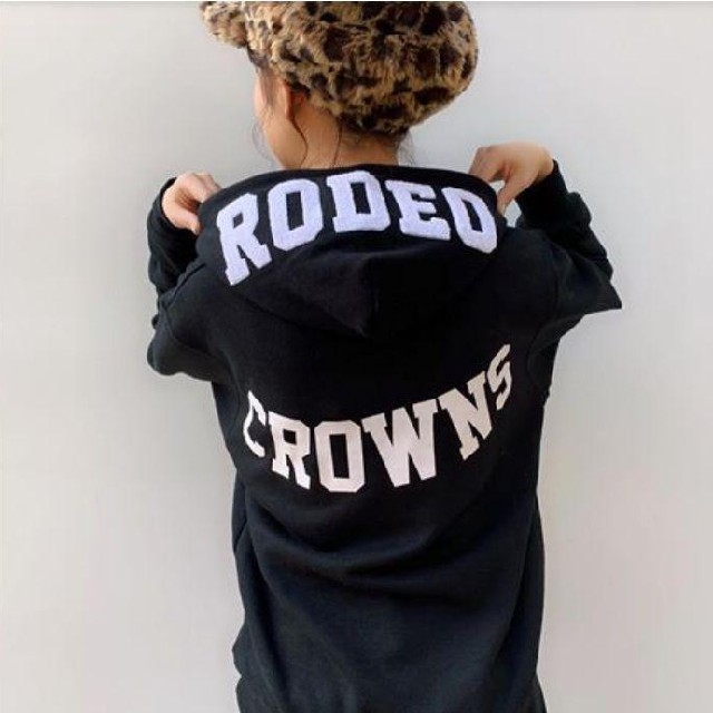 RODEO CROWNS WIDE BOWL(ロデオクラウンズワイドボウル)の完売品✩RODEO CROWNS✩RCWB✩ RPGビッグパーカー

 レディースのトップス(パーカー)の商品写真