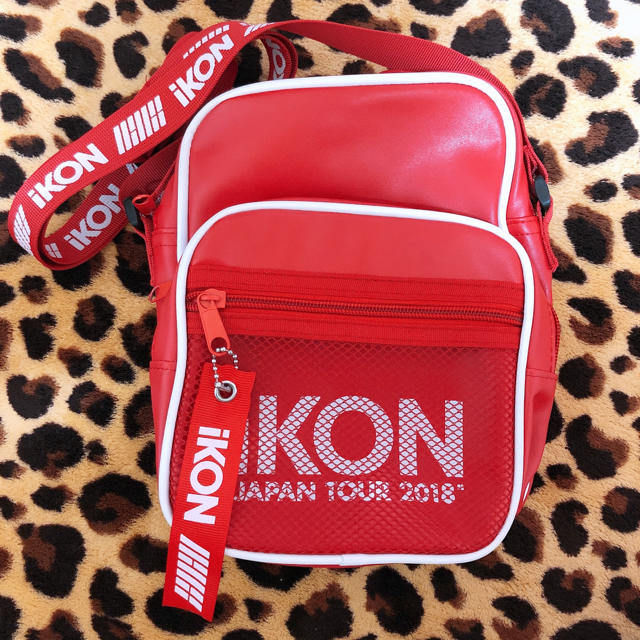 iKON ショルダーバッグ