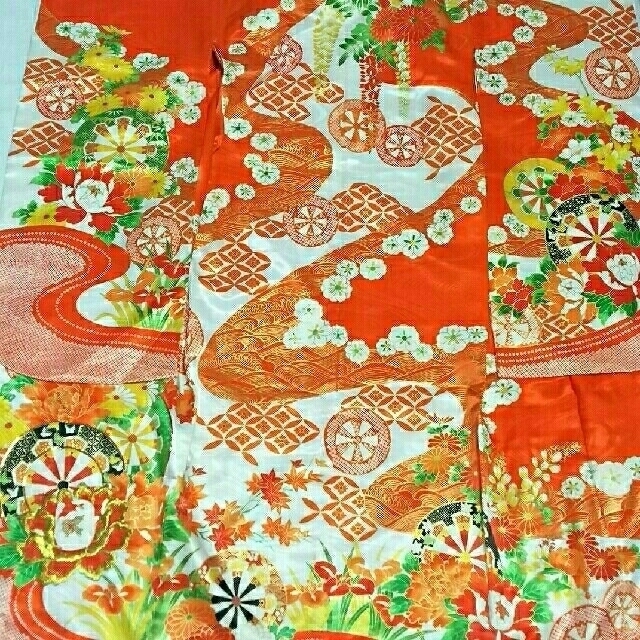 古典柄豪華金駒金糸刺繍三つ身★四つ身のお姉さま達にも負けてません🎵 キッズ/ベビー/マタニティのキッズ服女の子用(90cm~)(和服/着物)の商品写真