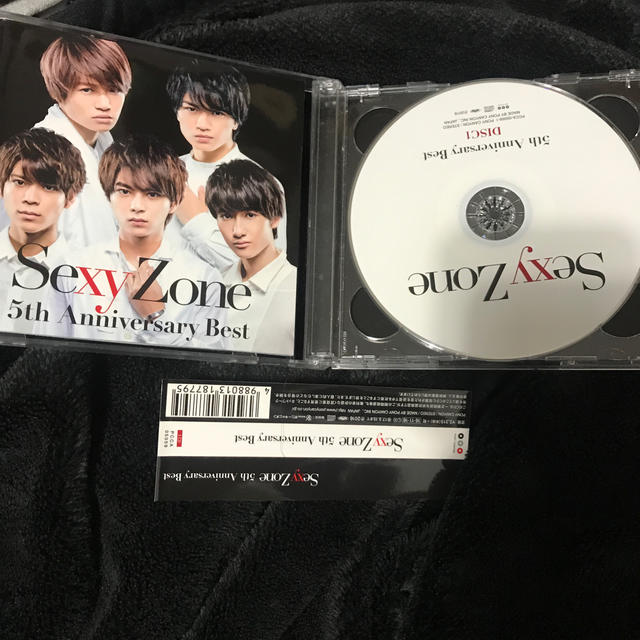 Sexy Zone(セクシー ゾーン)のSexy Zone  5th Anniversary BEST  アルバムCD エンタメ/ホビーのCD(ポップス/ロック(邦楽))の商品写真