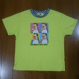 ピンクラテ(PINK-latte)のピンクラテ ニコラ掲載リブ転写プリントTシャツ XS150(Tシャツ/カットソー)