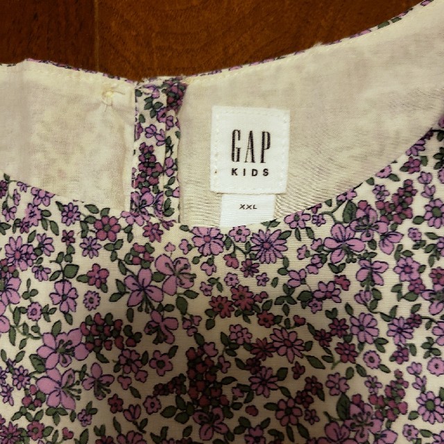 GAP(ギャップ)のGAPキッズ　小花柄ブラウス　チュニック レディースのトップス(チュニック)の商品写真