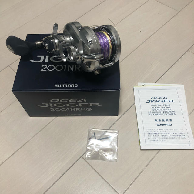 SHIMANO(シマノ)のオシアジガー2001NRHG スポーツ/アウトドアのフィッシング(リール)の商品写真