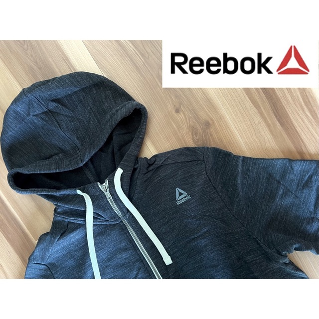 Reebok(リーボック)の【Reebok】美品‼︎ フード付きスウェットパーカー ☆★☆ メンズのトップス(パーカー)の商品写真