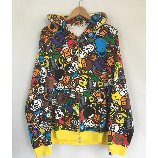 A BATHING APE - 美品 エイプ サファリ フルジップパーカー 総柄 ...