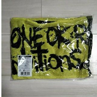 ワンオクロック(ONE OK ROCK)のONE OK ROCK Ambitionsマフラータオル(ミュージシャン)