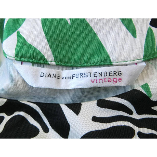 DIANE von FURSTENBERG(ダイアンフォンファステンバーグ)のDIANE ダイアン・フォン・ファステンバーグ　花柄の9分袖シルクワンピース 4 レディースのワンピース(ひざ丈ワンピース)の商品写真