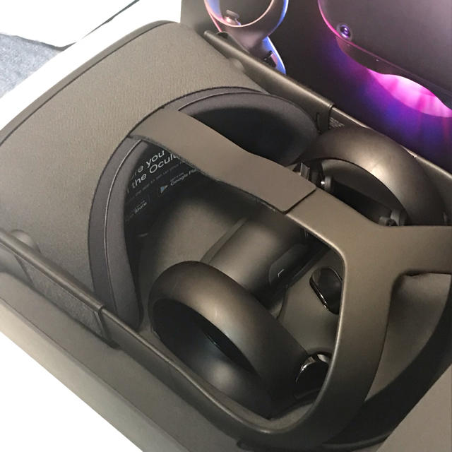 オキュラス クエスト Oculus Quest 美品  VR スマホ/家電/カメラのテレビ/映像機器(その他)の商品写真