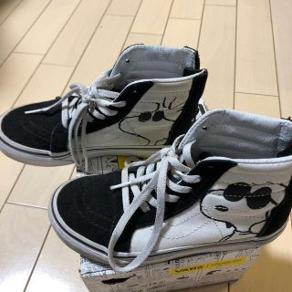 ヴァンズ スヌーピー キッズスニーカー 子供靴 の通販 12点 Vansのキッズ ベビー マタニティを買うならラクマ