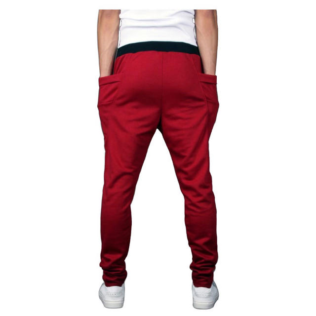 お洒落  シルエット  ワインレッド  赤  パンツ  スウェット メンズのパンツ(ワークパンツ/カーゴパンツ)の商品写真