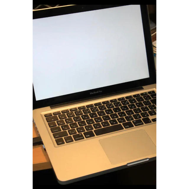 バーゲンで MacBookPro 13インチ 2.4GHz Mid2010/C2D ノートPC