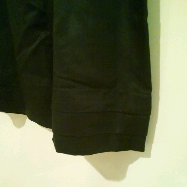 TOMORROWLAND(トゥモローランド)のトゥモローランド　紺スカート レディースのスカート(ひざ丈スカート)の商品写真