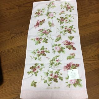 ローラアシュレイ(LAURA ASHLEY)の新品  フェイスタオル  ローラアシュレイ(タオル/バス用品)