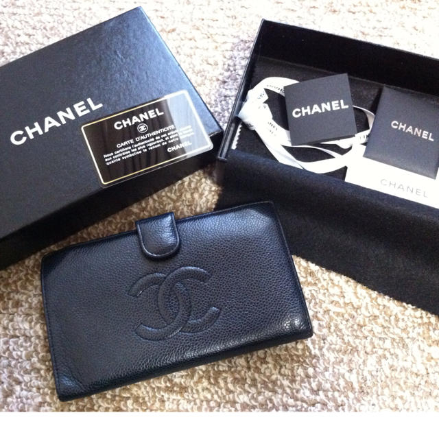 CHANEL(シャネル)のCHANEL長財布 レディースのファッション小物(財布)の商品写真