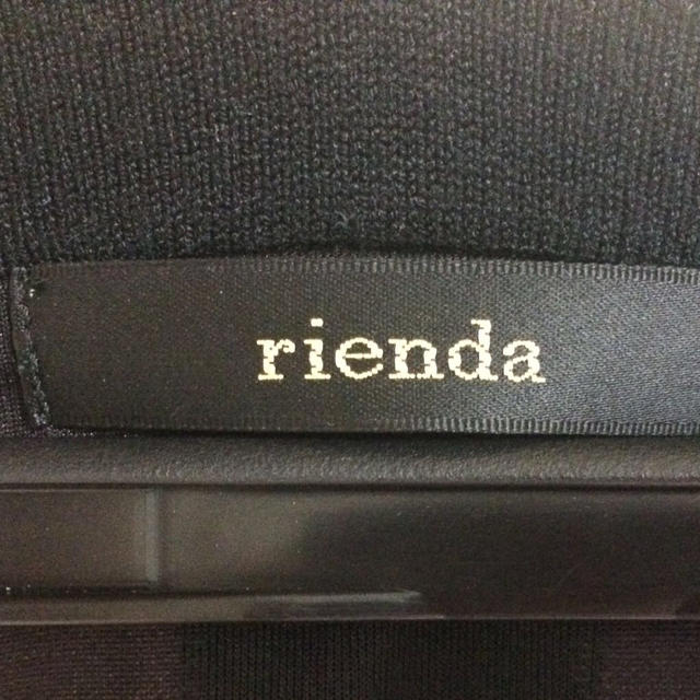 rienda(リエンダ)の【美品】rienda バイカラーワンピ レディースのワンピース(ひざ丈ワンピース)の商品写真