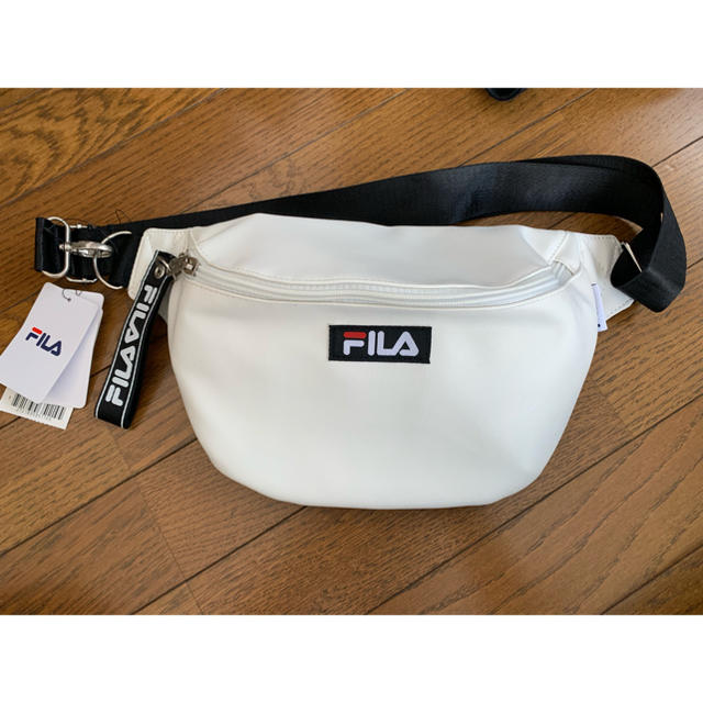 FILA(フィラ)のウエストポーチ バッグ FILA メンズのバッグ(ウエストポーチ)の商品写真