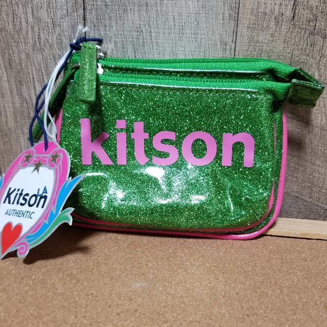 KITSON(キットソン)のキトソンポーチ レディースのファッション小物(ポーチ)の商品写真