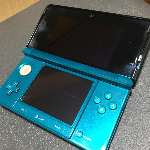 3DS本体     ブルー        と エンタメ/ホビーのゲームソフト/ゲーム機本体(家庭用ゲーム機本体)の商品写真