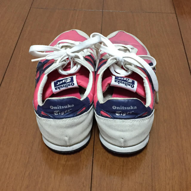 Onitsuka Tiger(オニツカタイガー)のまっちゃんくま様☆オニツカタイガー セラーノ 23.5cm レディースの靴/シューズ(スニーカー)の商品写真