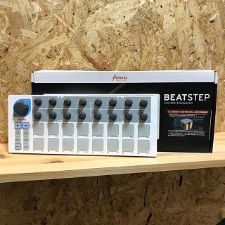 Arturia BEATSTEP MIDIコントローラー シーケンサー動作確認済(MIDIコントローラー)