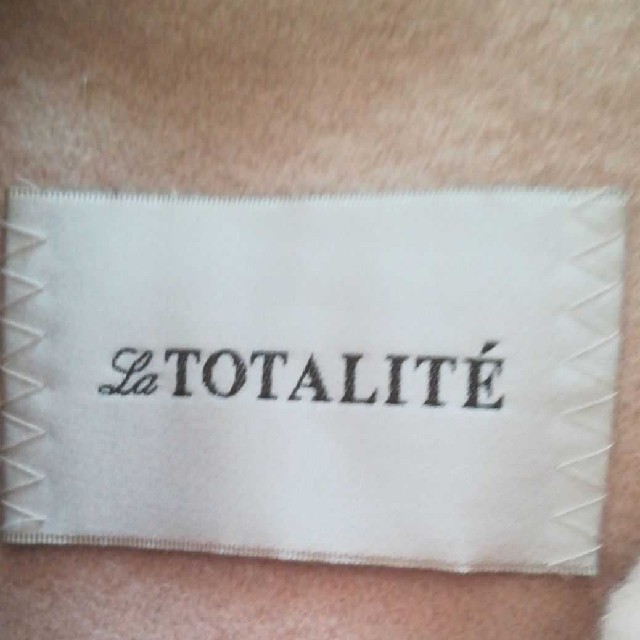La TOTALITE(ラトータリテ)のラトータリテ　ベージュコート レディースのジャケット/アウター(ロングコート)の商品写真