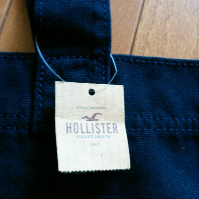 Hollister(ホリスター)のHOLLISTERトートバック新品未使用 メンズのバッグ(トートバッグ)の商品写真