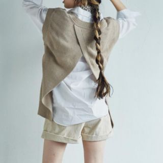 今期トレンド即完売バックオープンニットベストの通販 by na08's shop ...