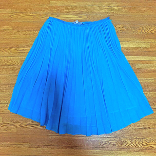 ビアッジョブルー(VIAGGIO BLU)のビアッジョブルー♡プリーツスカート♡エメラルドグリーン　格安です♪(ひざ丈スカート)