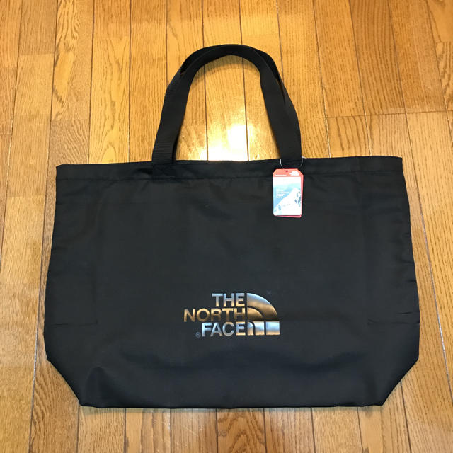 THE NORTH FACE(ザノースフェイス)の海外限定品 ノースフェイス ショッパーバック L レディースのバッグ(トートバッグ)の商品写真