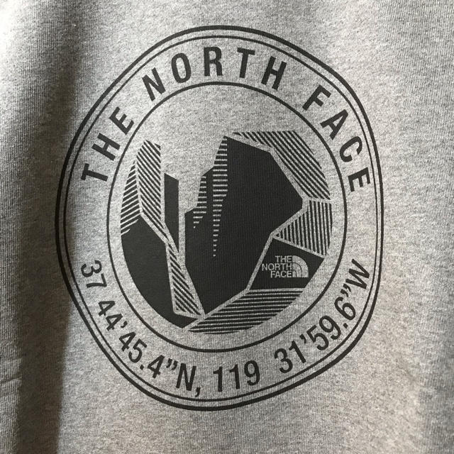 THE NORTH FACE(ザノースフェイス)の海外限定 ノースフェイス ホワイトレーベル  マカルスウェト M メンズのトップス(スウェット)の商品写真