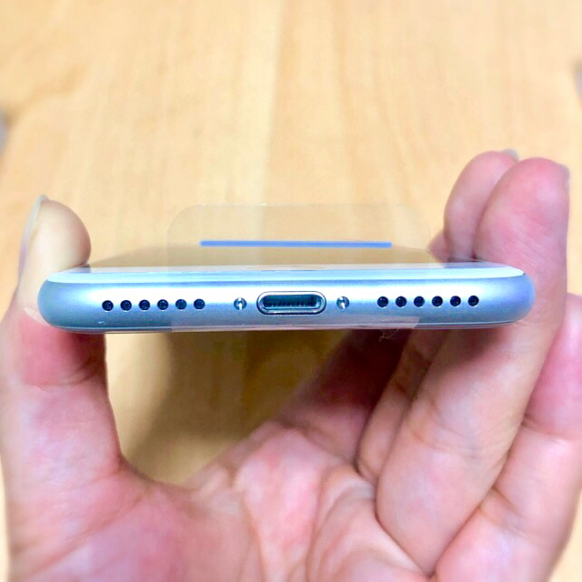 【新品】iPhone8～silver～