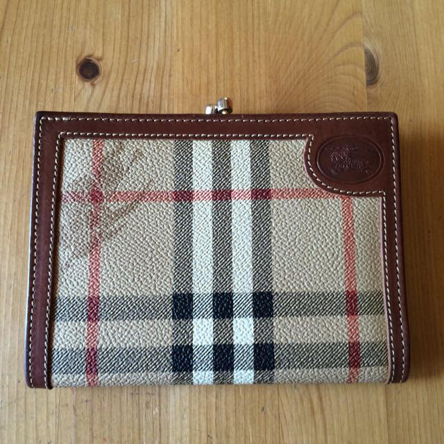 BURBERRY(バーバリー)のBurberry財布 レディースのファッション小物(財布)の商品写真