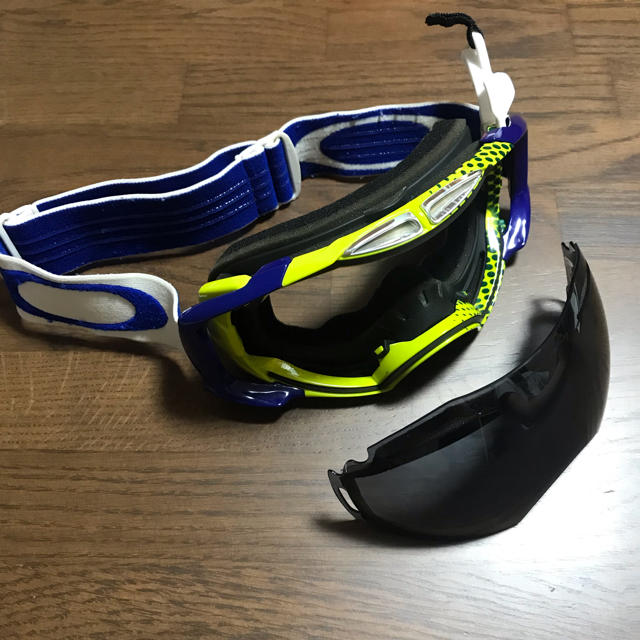 Oakley(オークリー)のオークリー ゴーグル スノーボード スポーツ/アウトドアのスノーボード(その他)の商品写真