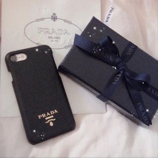 プラダ(PRADA)の【本物】PRADA iPhoneケース(iPhoneケース)