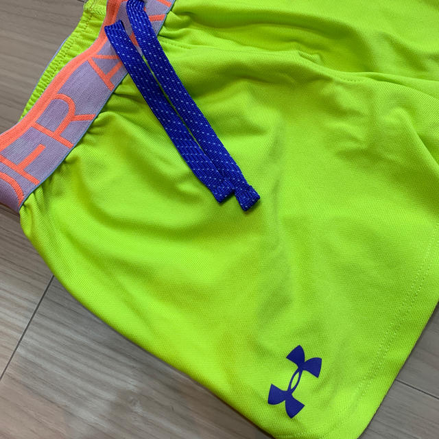 UNDER ARMOUR(アンダーアーマー)のUNDER ARMOUR UAガールズプレイアップショーツ キッズ/ベビー/マタニティのキッズ服女の子用(90cm~)(パンツ/スパッツ)の商品写真