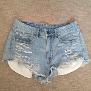 アメリカンイーグル(American Eagle)のダメージショートパンツ(ショートパンツ)