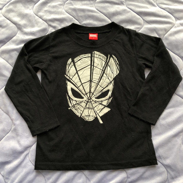 MARVEL(マーベル)のマーベル　長袖　tシャツ  キッズ/ベビー/マタニティのキッズ服男の子用(90cm~)(Tシャツ/カットソー)の商品写真