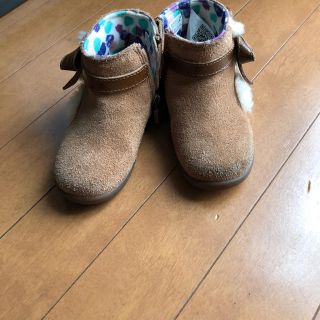 アグ(UGG)のUGGキッズ ショートブーツ(ブーツ)